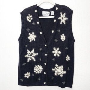 Croft & Borrow Snowflakes Hand Knitted Button Front Sweater Vest Novelty Winter